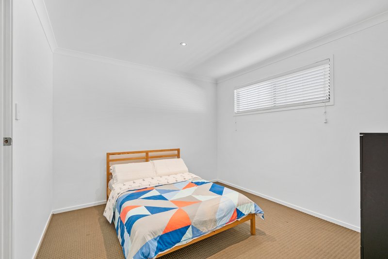 Photo - 4/24 Querrin Street, Yeronga QLD 4104 - Image 17
