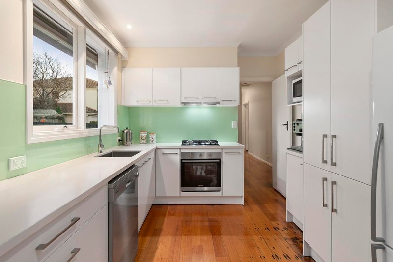 Photo - 4/24 St Johns Avenue, Mont Albert VIC 3127 - Image 5