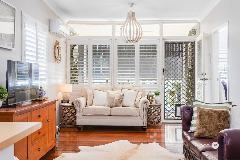 Photo - 4/24 Thomas Street, Clontarf QLD 4019 - Image 2