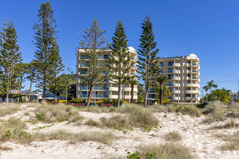 Photo - 42/484-488 Marine Parade, Biggera Waters QLD 4216 - Image 18