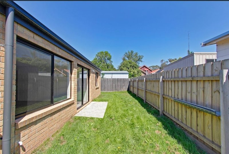 Photo - 4/24a Gibney Street, Maffra VIC 3860 - Image 9