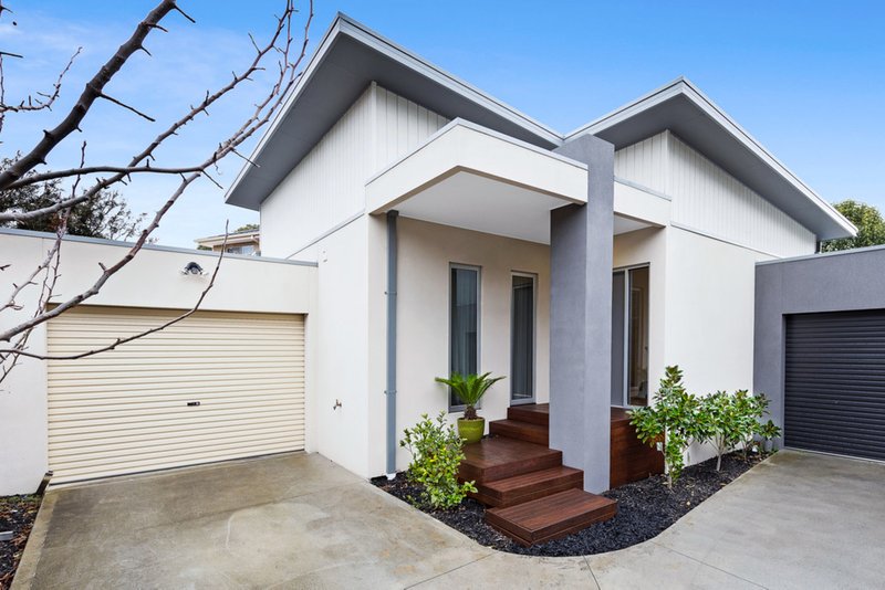 Photo - 424A Springvale Road, Glen Waverley VIC 3150 - Image 2