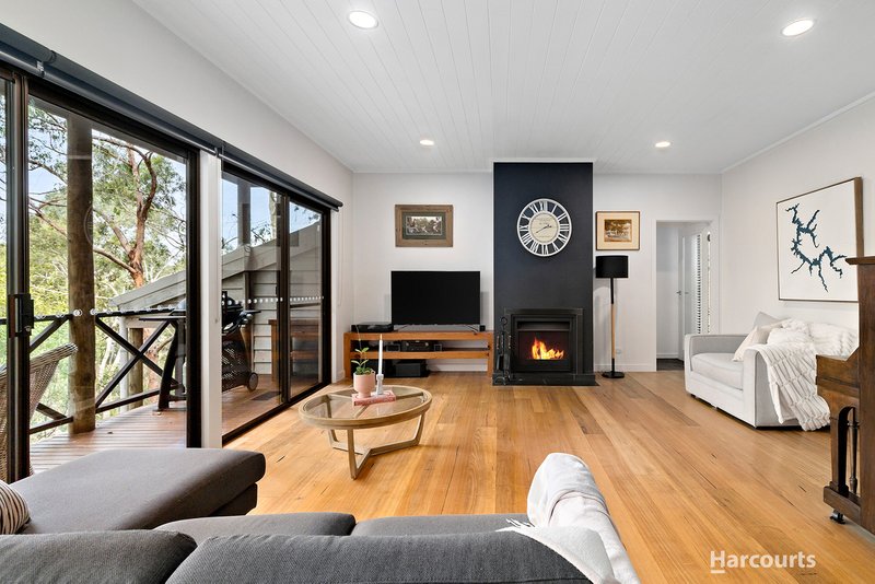 Photo - 425-427 Park Road, Park Orchards VIC 3114 - Image 4