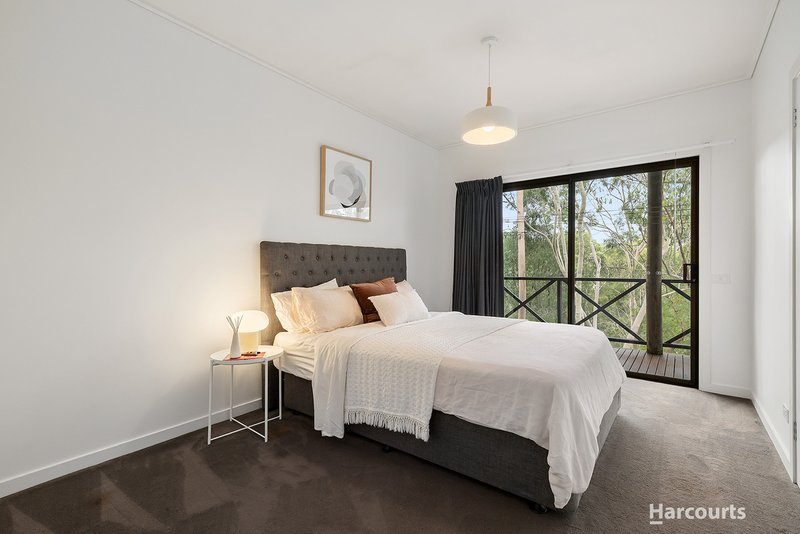 Photo - 425-427 Park Road, Park Orchards VIC 3114 - Image 10