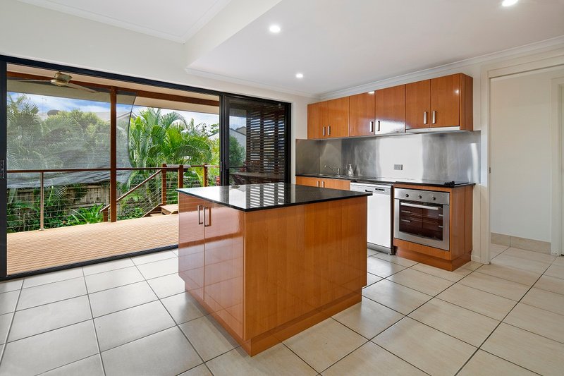 Photo - 4/25 Abell Road, Cannonvale QLD 4802 - Image 4