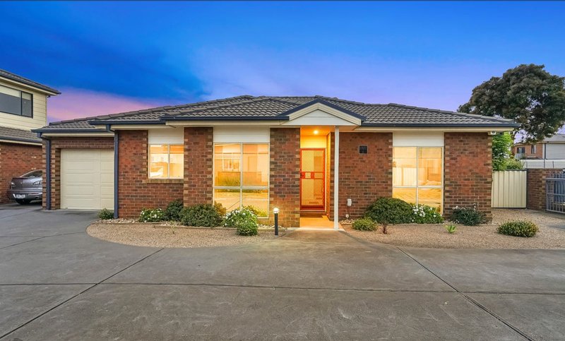 Photo - 4/25 Ailsa Street South, Altona Meadows VIC 3028 - Image 1