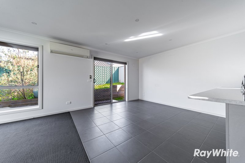 Photo - 4/25 Albert Street, Long Gully VIC 3550 - Image 8