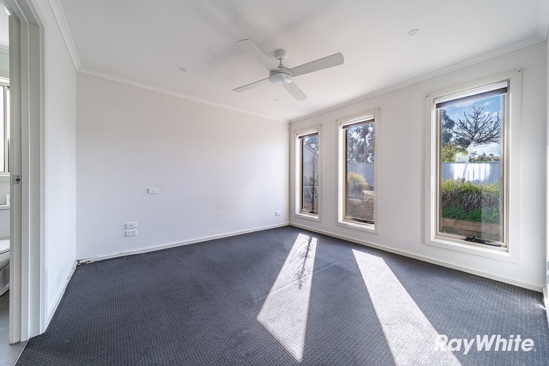 Photo - 4/25 Albert Street, Long Gully VIC 3550 - Image 11