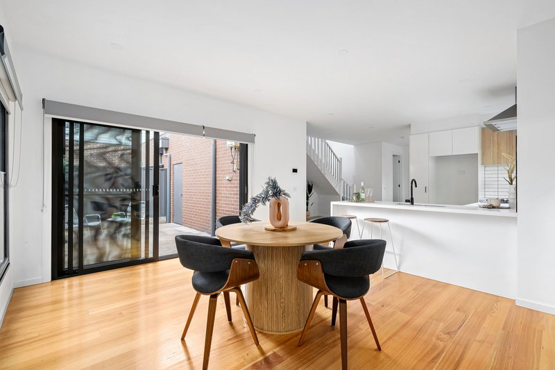 Photo - 4/25 Cameron Street, Coburg VIC 3058 - Image 9