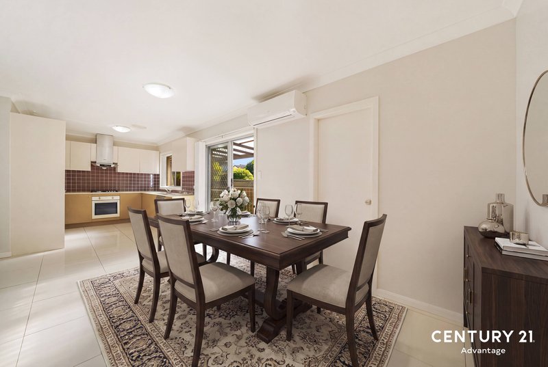 Photo - 4/25 Carinya Road, Girraween NSW 2145 - Image 4