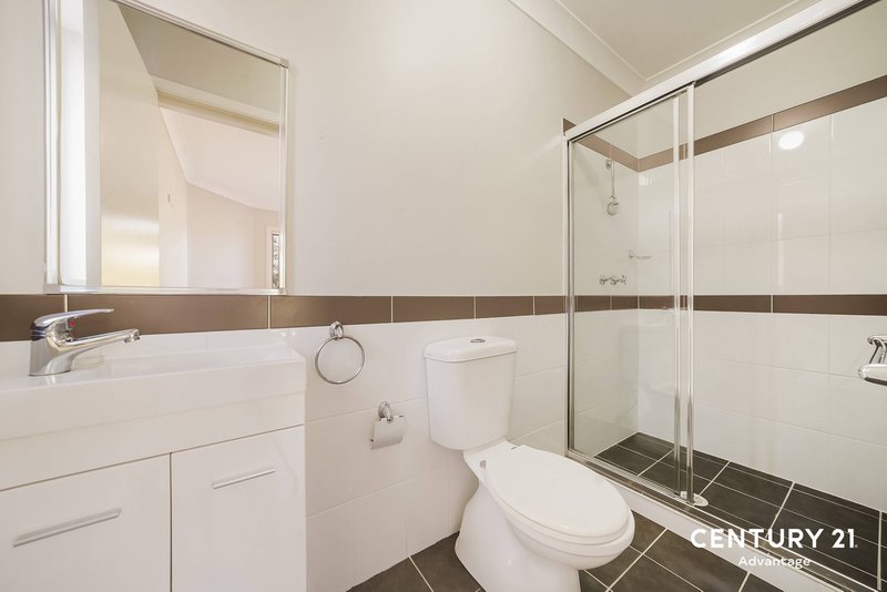 Photo - 4/25 Carinya Road, Girraween NSW 2145 - Image 7