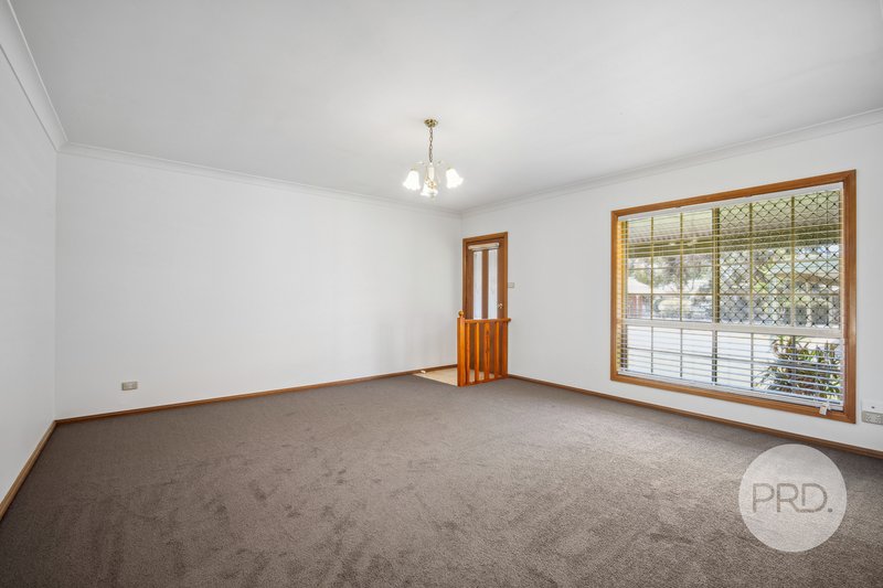 Photo - 4/25 Darri Street, Glenfield Park NSW 2650 - Image 5