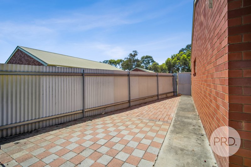 Photo - 4/25 Darri Street, Glenfield Park NSW 2650 - Image 13