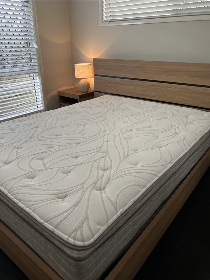 Photo - 4/25 Furness Court, Kearneys Spring QLD 4350 - Image 5