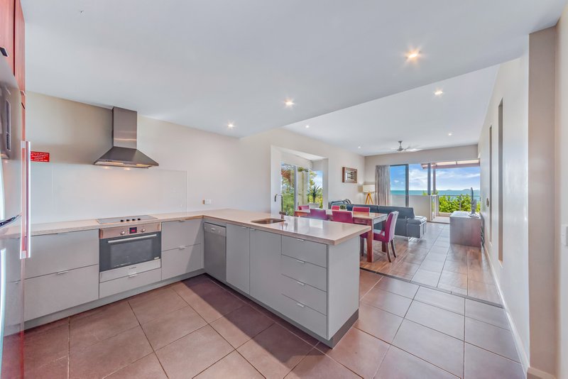 Photo - 4/25 Horizons Way, Airlie Beach QLD 4802 - Image 2