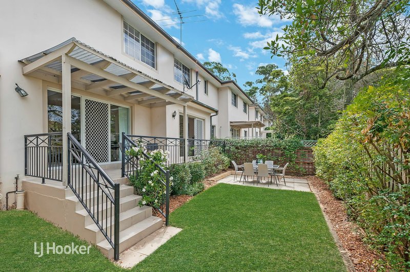 Photo - 4/25 Jenner Street, Baulkham Hills NSW 2153 - Image 5