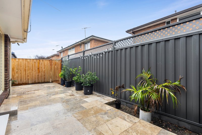 Photo - 4/25 Paddington Road, Hughesdale VIC 3166 - Image 9