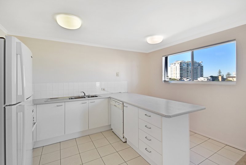 Photo - 4/25 Saltair Street, Kings Beach QLD 4551 - Image 4