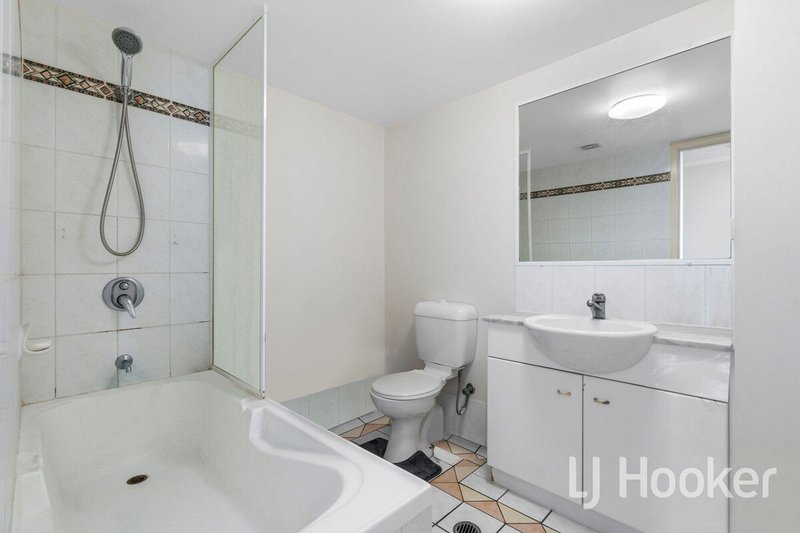 Photo - 42/55 Harries Road, Coorparoo QLD 4151 - Image 5