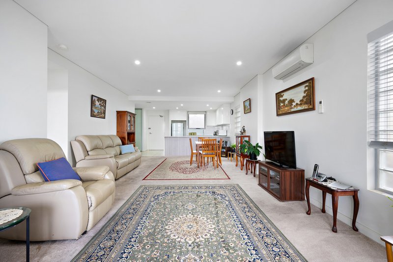 Photo - 42/6-14 Park Road, Auburn NSW 2144 - Image 3