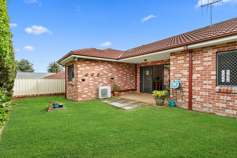 Photo - 4/26-26a Wattle Street, Peakhurst NSW 2210 - Image 2