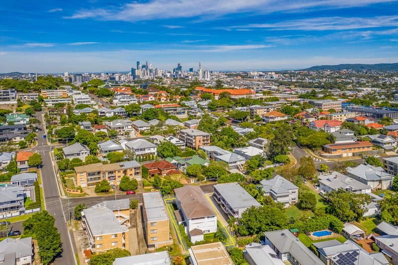 Photo - 4/26 Barlow Street, Clayfield QLD 4011 - Image 7