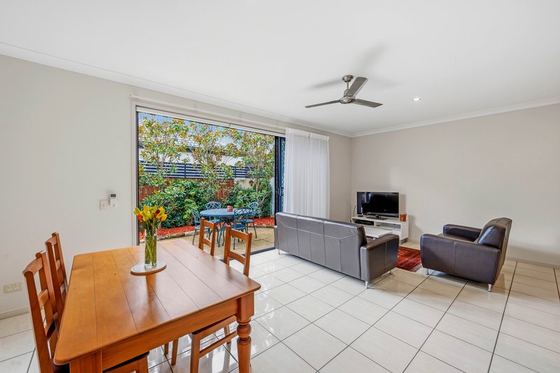 Photo - 4/26 Castello Circuit, Varsity Lakes QLD 4227 - Image 5