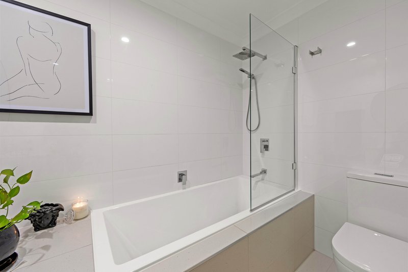 Photo - 4/26 Castello Circuit, Varsity Lakes QLD 4227 - Image 11