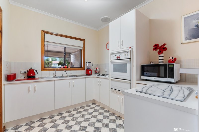 Photo - 4/26 Gladstone Road, Mile End SA 5031 - Image 4