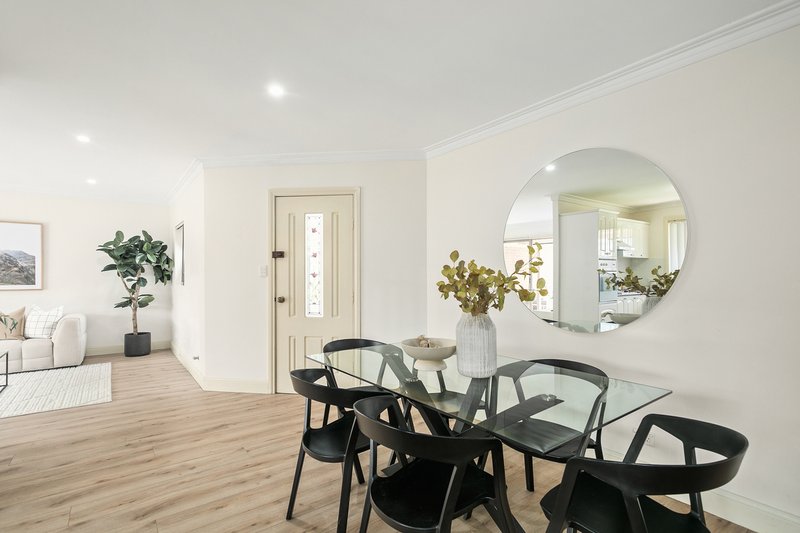 Photo - 4/26 Park Street, Peakhurst NSW 2210 - Image 5