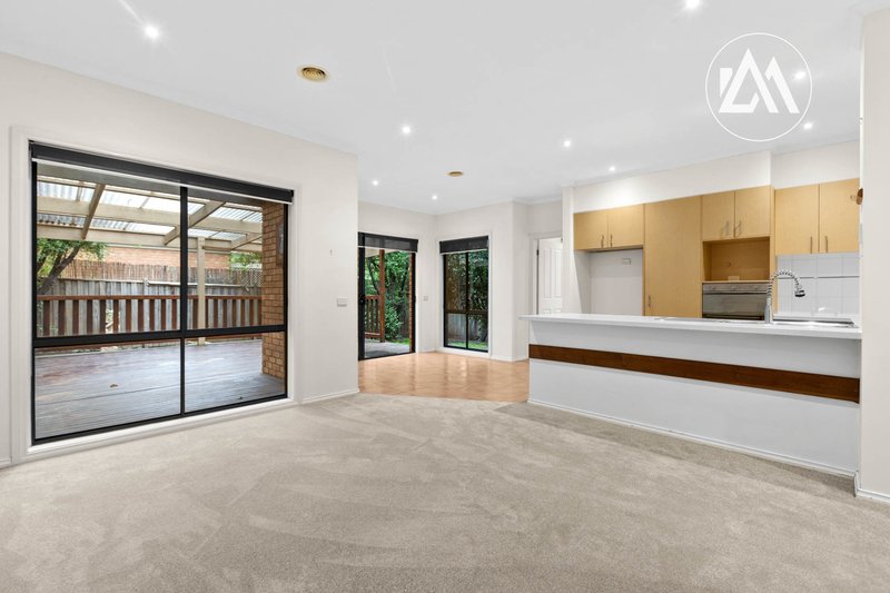 Photo - 4/26 Pepperbush Crescent, Langwarrin VIC 3910 - Image 7