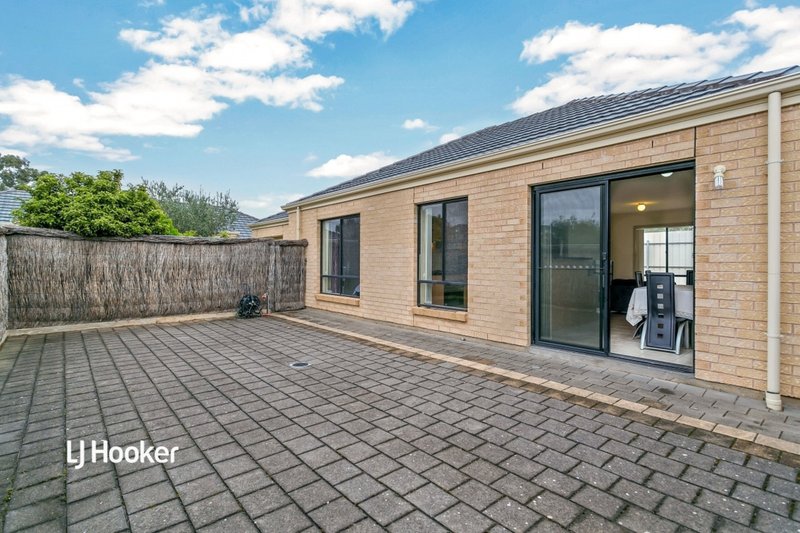 Photo - 4/26 Riddell Road, Holden Hill SA 5088 - Image 9