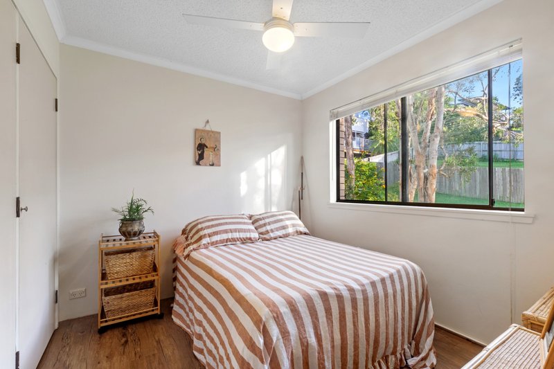 Photo - 4/26 Upper Gay Terrace, Kings Beach QLD 4551 - Image 6