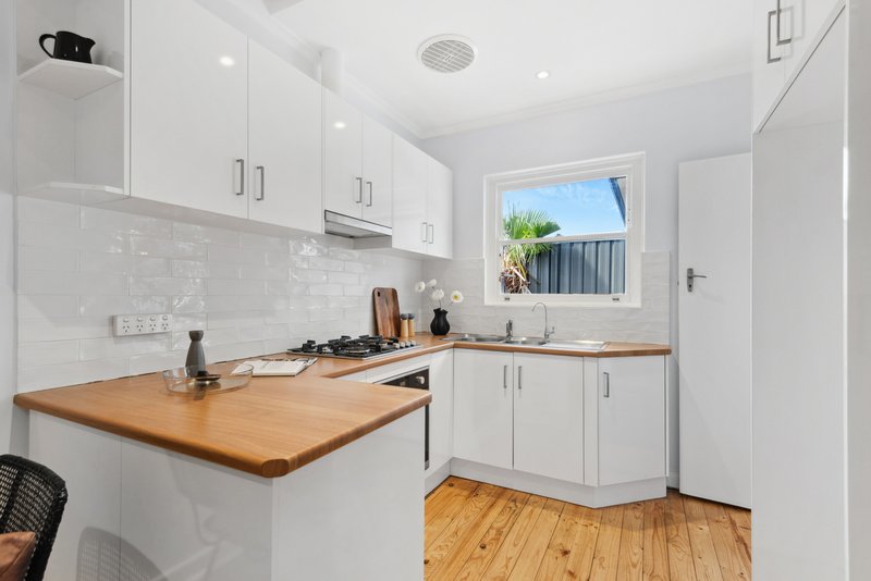 Photo - 4/260 Military Road, Henley Beach SA 5022 - Image 5