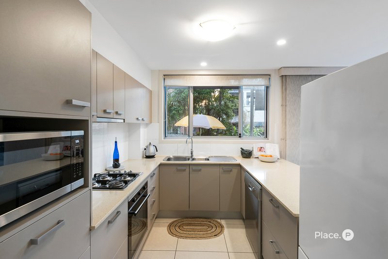 Photo - 4/262 Riding Road, Balmoral QLD 4171 - Image 9