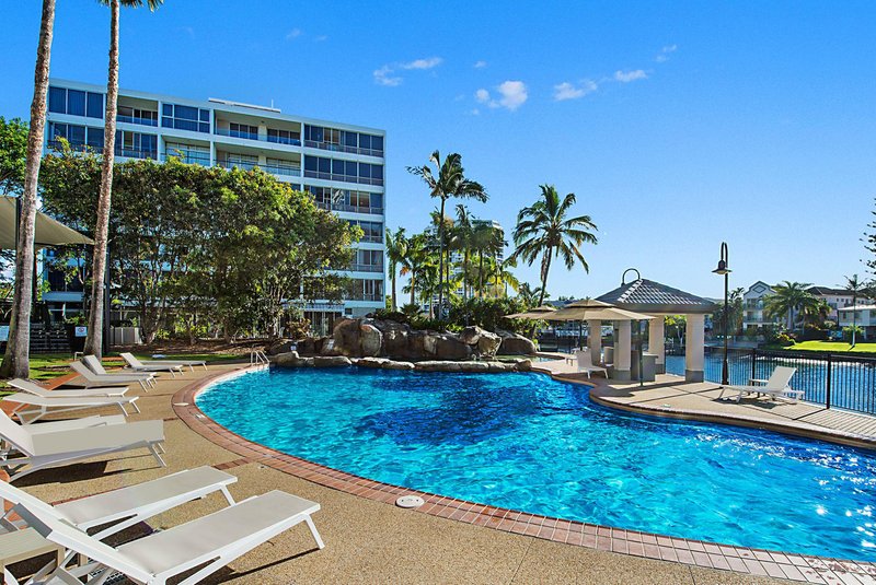 Photo - 426A/1 Paradise Island, Surfers Paradise QLD 4217 - Image 8