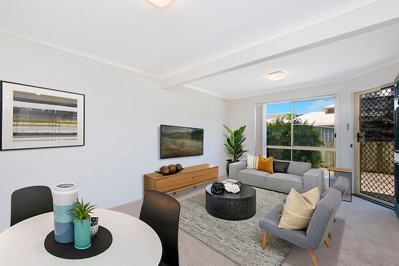 Photo - 4/27 Baden Powell Street, Maroochydore QLD 4558 - Image 2