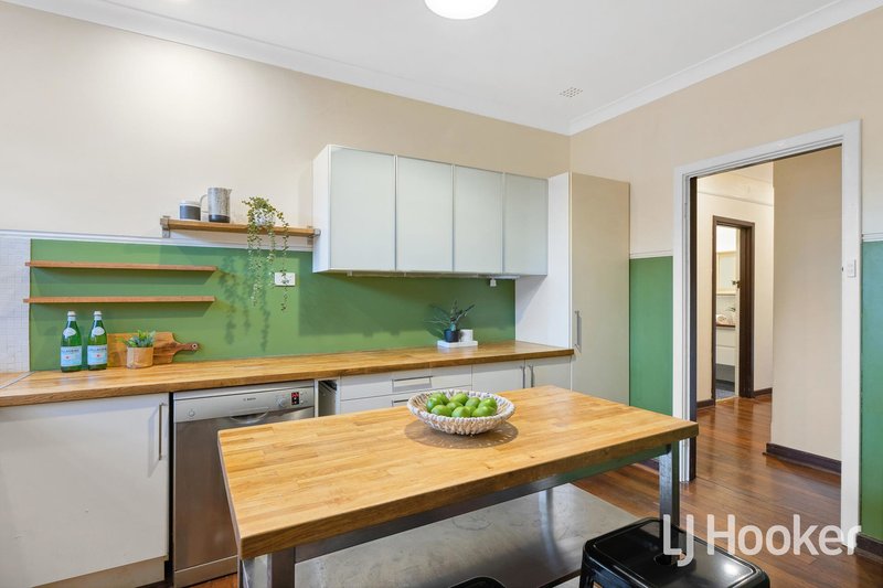 Photo - 427 Berwick Street, St James WA 6102 - Image 9