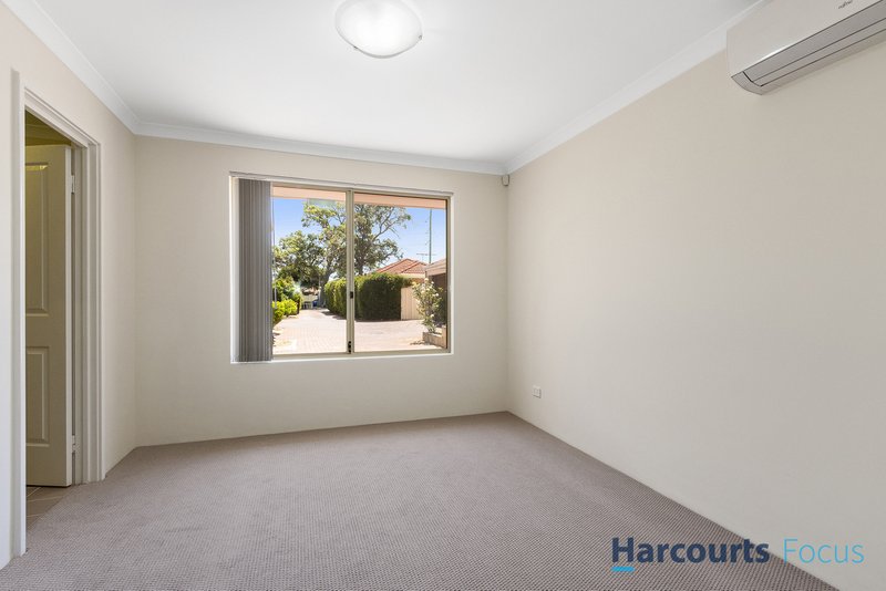 Photo - 4/27 Bickley Road, Cannington WA 6107 - Image 11