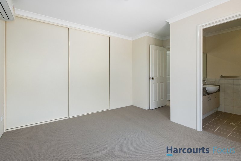 Photo - 4/27 Bickley Road, Cannington WA 6107 - Image 13