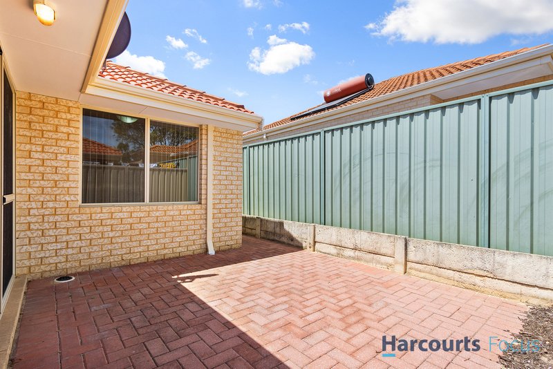 Photo - 4/27 Bickley Road, Cannington WA 6107 - Image 17