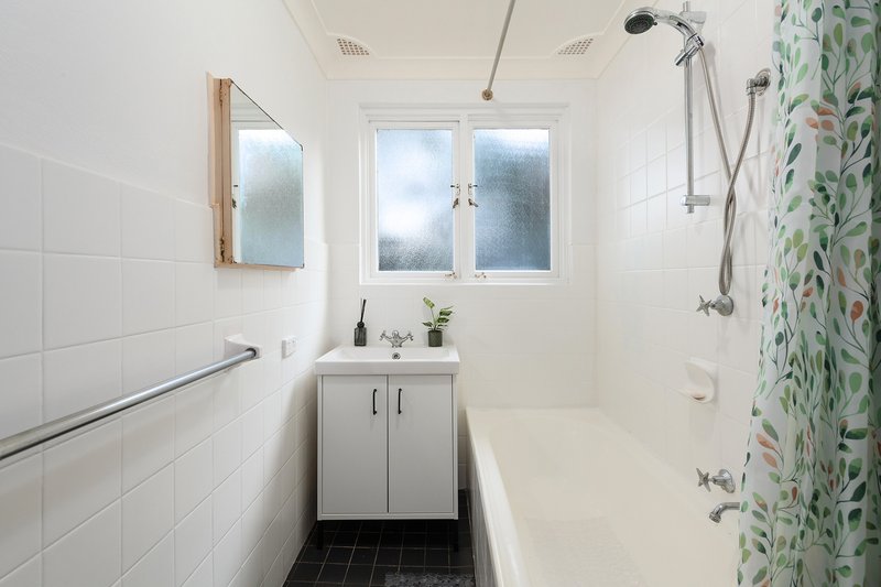 Photo - 4/27 Gladstone Street, Bexley NSW 2207 - Image 5