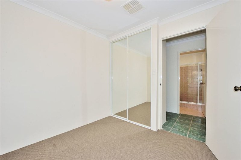 Photo - 4/27 Goongarrie Drive, Cooloongup WA 6168 - Image 9