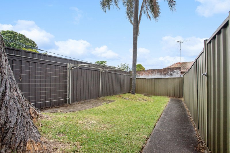 Photo - 4/27 Hannans Road, Riverwood NSW 2210 - Image 8