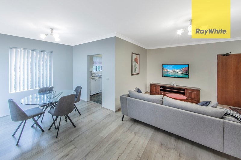 Photo - 4/27 Jessie Street, Westmead NSW 2145 - Image 1