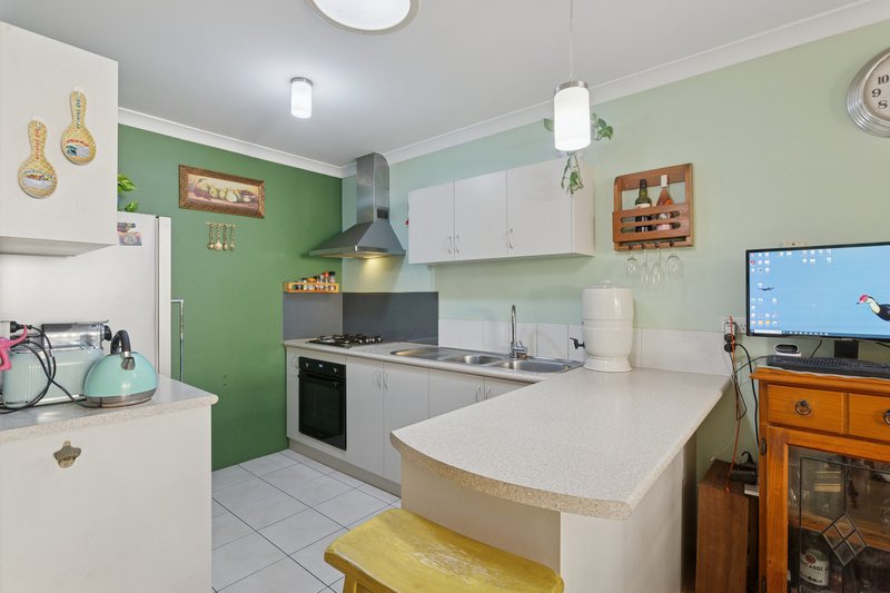 Photo - 4/27 John Street, Armadale WA 6112 - Image 3