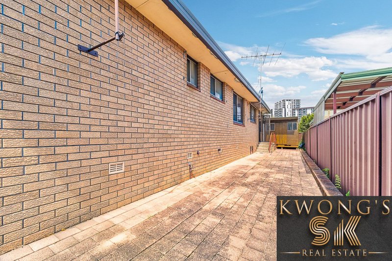 Photo - 4/27 Millett Street, Hurstville NSW 2220 - Image 6