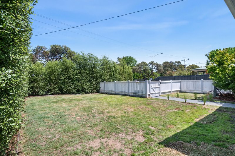 Photo - 427 Mt Dandenong Road, Croydon VIC 3136 - Image 9