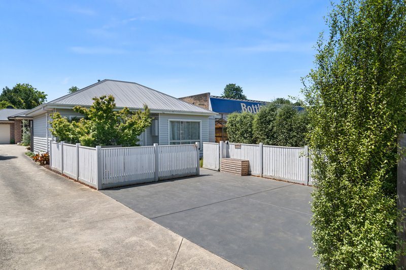 Photo - 427 Mt Dandenong Road, Croydon VIC 3136 - Image 10