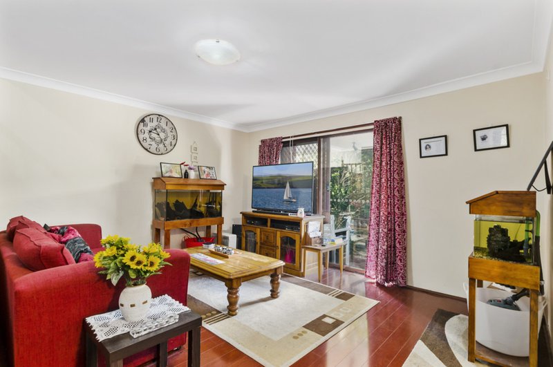 4/27 Nicholson Road, Woonona NSW 2517